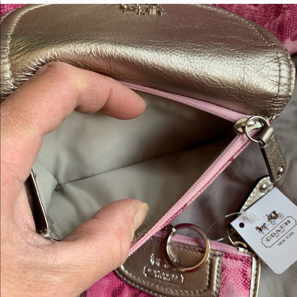 🎉HP🎉 Coach NWT 4pc pink wallet purse crossbody - Picture 10 of 12